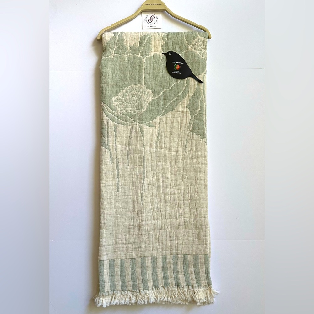🎁Piscatextil Throw Blanket 100% Cotton Mint Green & Oatmeal in Large Blooms
